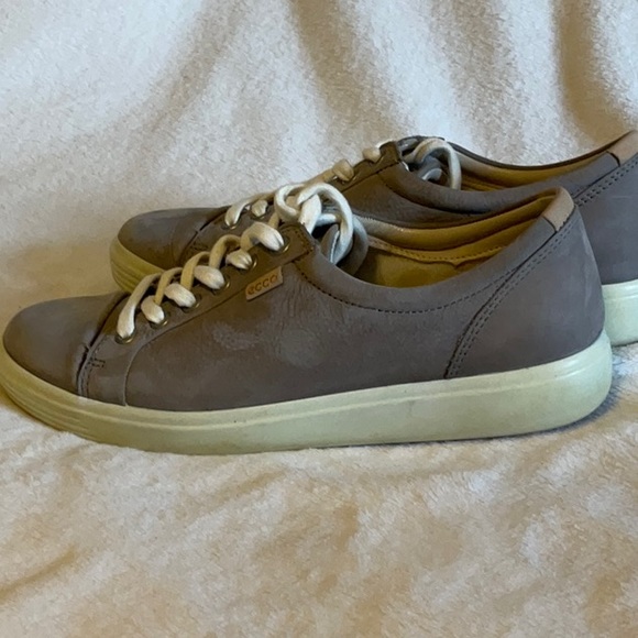 Ecco Sneakers - Taupe color with suede feel with off white soles. Size 9 Womens - Picture 4 of 5